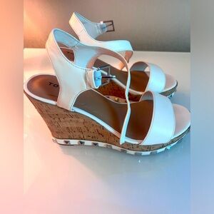 Torrid White Wedge heels 7.5 Wide